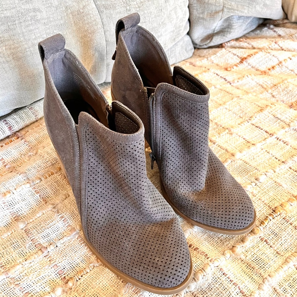 Madden Girl Booties Sz. 8 1/2